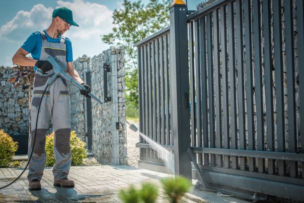 Best Driveway Pressure Washing  in Rockdale, TX
